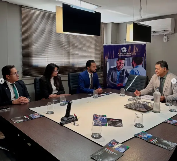 ABRADEB recebe a nova diretoria da Comissão de Direito do Consumidor da OAB Goiás — foto 2
