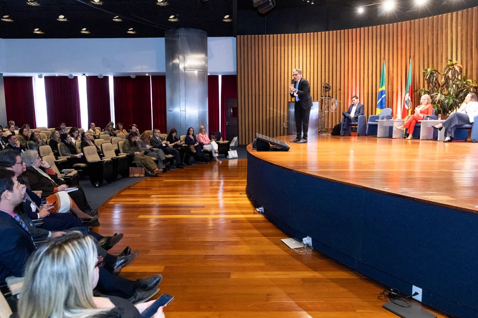 Painel sobre a Lei 14.181/21